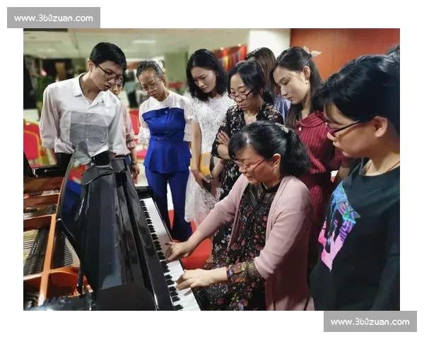 即兴伴奏比赛:展现创意与技巧的音乐对决,挑战与合作的完美融合 即兴伴奏比赛:展现创意与技巧的音乐对决,挑战与合作的完美融合